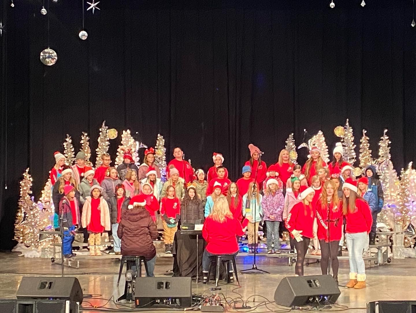 39ECB4B8-A18E-4D15-98AE-9772D45481A2